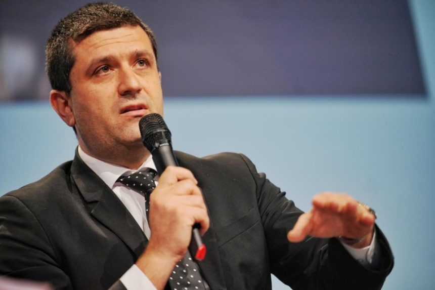 Șeful Apărării dă asigurări: România nu e țintă a Iranului și nu vrea să provoace NATO Ministrul Apărării nu crede că România ar putea fi atacată de Iran. Radu Miruță: „Nu este intenție de a irita NATO”