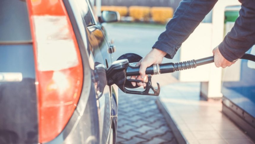 Coaliție în ședință de urgență după întâlnirea de la Guvern: noi măsuri pentru limitarea prețului carburanților, Grindeanu absent Ședință de coaliție după întâlnirea de la Guvern privind noi măsuri pentru limitarea prețului carburanților. Grindeanu nu participă