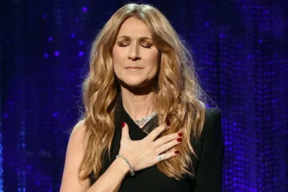 Celine Dion revine pe scenă. Anunțul spectaculos a fost proiectat pe Turnul Eiffel
