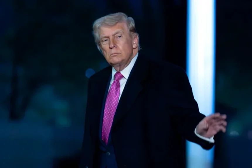 „Îi vom trimite în epoca de piatră, unde le este locul”. Trump amenință Iranul cu atacuri masive