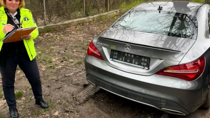 Capitala schimbă regulile: noul trend de parcare al șoferilor care stârnește controverse Nou trend printre șoferii din Capitală. Cum își parchează mașinile