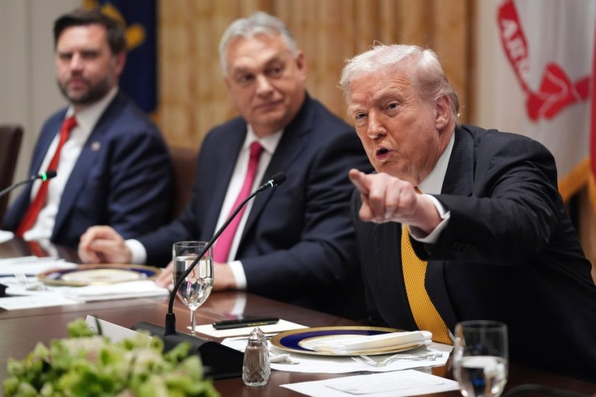 Operațiunea „Salvați-l pe Orban”: Trump face o ultimă încercare pentru a-l menține la putere, înainte de alegerile din Ungaria