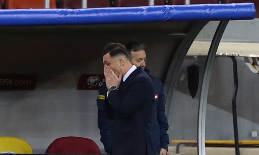 Mirel Rădoi, cu spatele la perete la FCSB: singurele opțiuni care îi pot salva postul Lovitură uriașă pentru Mirel Rădoi la FCSB! Singurele soluții rămase