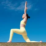 Rutina de 12 minute care îți reface mușchii după 50 de ani! Antrenamentul scurt care bate orele din sală