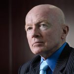 A murit investitorul american Mark Mobius. Legătura cu România a celui supranumit „Indiana Jones al piețelor emergente”
