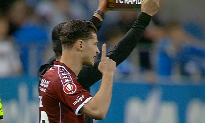 Gesturile făcute de Alex Dobre înainte să intre pe teren în Universitatea Craiova -0