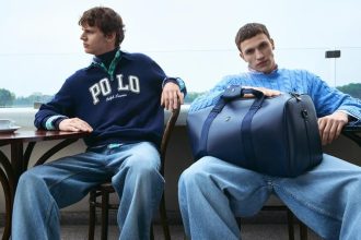 Garderoba capsulă: de ce nu trebuie să îți lipsească acești blugi barbati