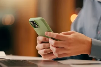 Cheltuieli nejustificate la o primărie din Alba. Peste 110.000 lei pentru abonamente de telefon