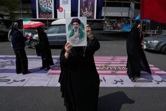 Președintele Trump spune că regimul Iranului este „serios fracturat”. Realitatea este însă mai nuanțată