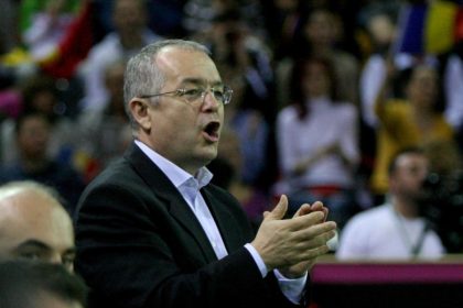 Emil Boc l-a ironizat pe arbitrul Szabolcs Kovacs, după CFR -0: „Am un mesaj pentru el”