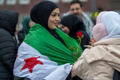 Sirienii revin în ţară cu sutele de mii, dar numărul celor repatriaţi din Germania nu depăşeşte 4.000