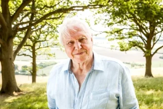 David Attenborough a împlinit 100 de ani. Omagii globale pentru „cel mai mare ambasador al vieții pe Pământ”