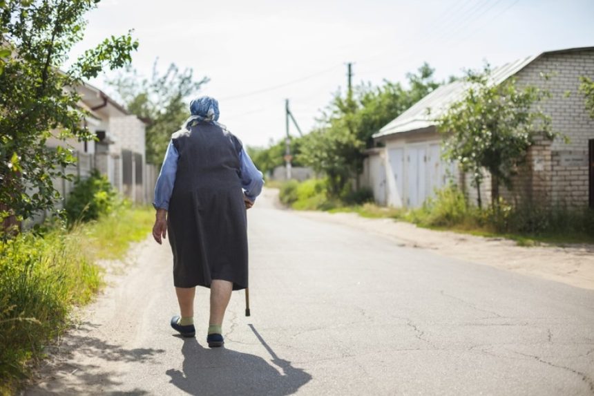 Eficientizarea aruncă primăriile din sate în criză: comunități blocate, soluții inexistente „Din doi săraci nu faci unul bogat”. Primăriile de la sat, în situații imposibile după „eficientizare”