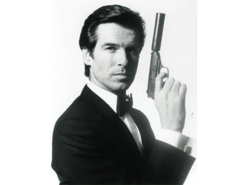 16 mai: Pierce Brosnan - James Bond-ul irlandez care a redefinit mitul agentului 007 16 mai: Ziua în care s-a născut actorul irlandez Pierce Brosnan, celebru pentru interpretarea personajului James Bond