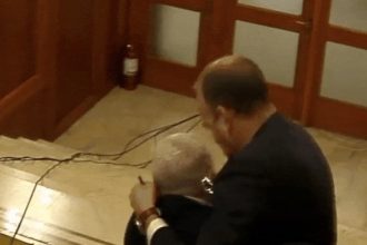 Începe procesul bătăii din Parlament dintre Dan Vîlceanu și Florin Roman, după doi ani de când a avut loc scandalul