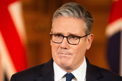 Summitul UE-Regatul Unit ar putea fi amânat din cauza problemelor premierului Keir Starmer