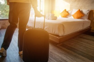 Cum schimbă războiul din Orientul Mijlociu planurile de vacanță. Ce destinații beneficiază de perturbări