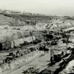 25 mai 1949, ziua în care comuniștii decid construirea Canalului Dunăre-Marea Neagră. Inițiativa construcției i-ar fi fost sugerată lui Gheorghe Gheorghiu-Dej chiar de către Stalin