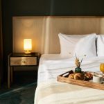 De ce hotelurile folosesc doar prosoape și lenjerii albe? Ar trebui să facem la fel și acasă