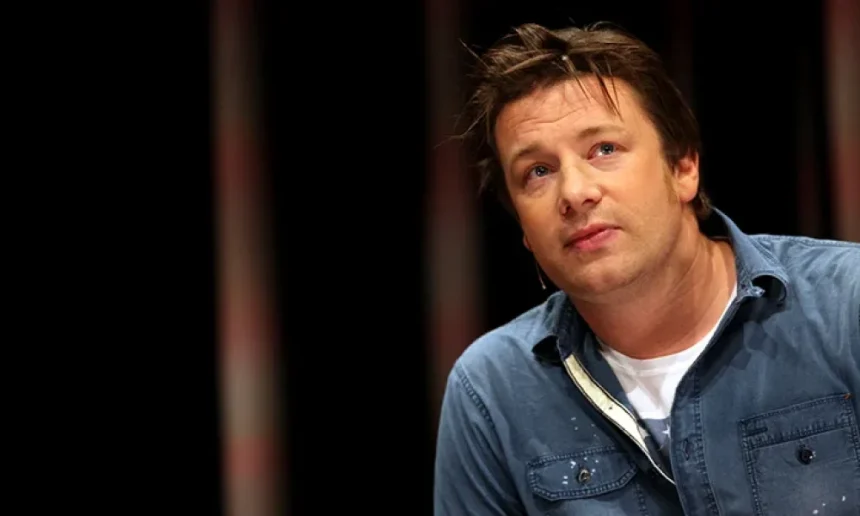 Rețeta genială cu doar 3 ingrediente a lui Jamie Oliver care merge perfect la micul dejun, prânz sau cină