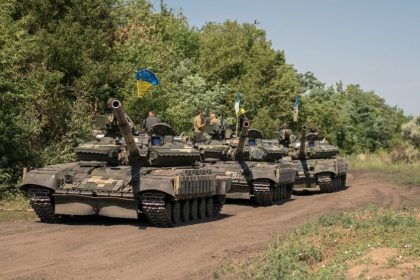 Cum ar putea sistemele active de protecție anti-dronă să readucă blindatele pe câmpul de luptă. Soluția la care lucrează industria ucraineană