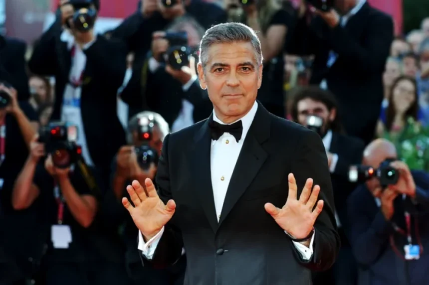 George Clooney are candidatul ideal pentru următorul James Bond - bărbatul perfect Pe cine vrea George Clooney în rolul lui James Bond. „Este bărbatul perfect pentru asta”