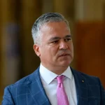 Adrian Veștea, primele declarații după ce a fost desemnat noul premier. Va merge pe programul de guvernare al lui Bolojan. „Nu voi schimba nicio virgulă”