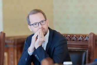 Zi decisivă pentru Dominic Fritz. Înalta Curte se pronunță în cazul liderului USR, declarat incompatibil de ANI