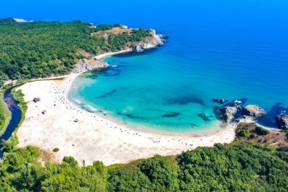 Bacterii periculoase descoperite pe o plajă din Bulgaria frecventată de români