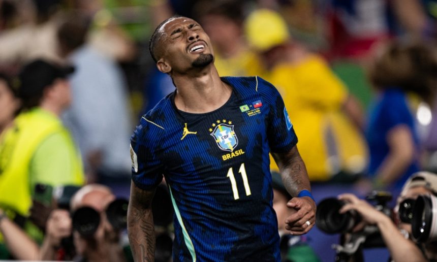 Cutremur în Brazilia: Raphinha OUT înainte de duelul decisiv Vestea pe care Brazilia nu dorea să o audă: Raphinha e OUT!