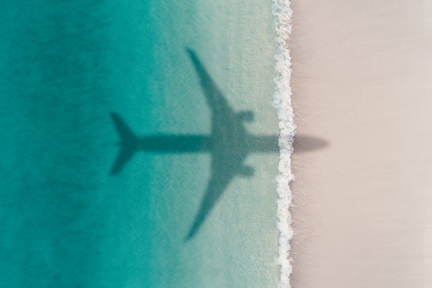 Sărăcia le fură vacanțele românilor: mii nu au fost niciodată la mare, la munte sau măcar în oraș Prea săraci ca să fie turiști. Românii care nu merg în vacanțe: „N-am fost niciodată! Nici la munte, nici la mare, nici măcar în oraș”