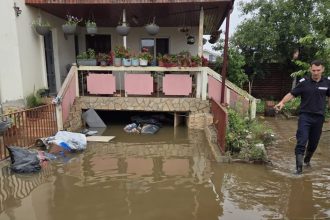 12 localități din țară afectate de fenomene meteo extreme: un spital din județul Vrancea, alimentat temporar cu generator