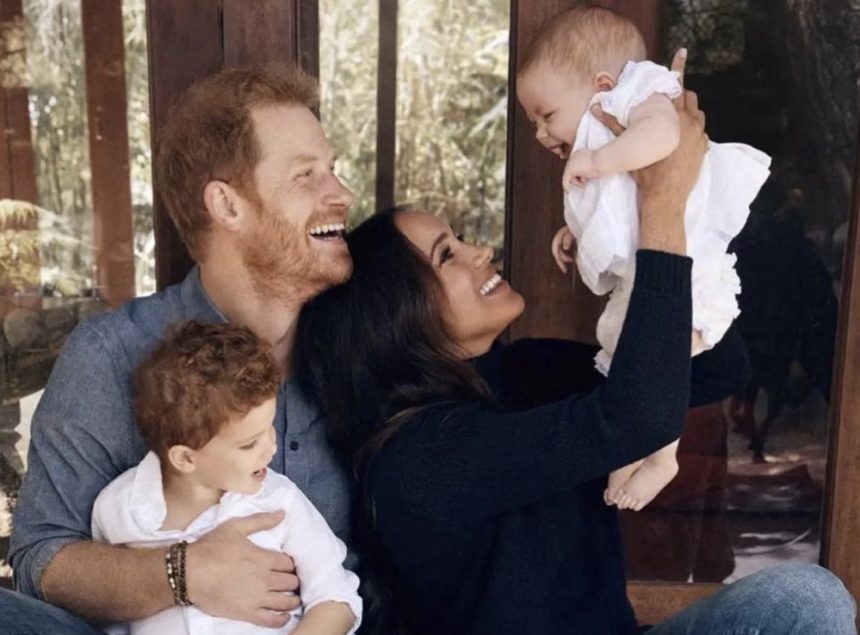 Siguranța familiei în joc: Prințul Harry ia în calcul anularea vizitei în Marea Britanie Prințul Harry se teme pentru siguranța familiei sale. Vizita în Marea Britanie, sub semnul întrebării