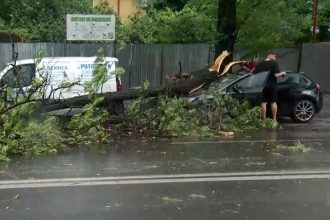 Cod roșu de furtună în București și mai multe județe. Patru mesaje RO-Alert într-o singură zi pentru Capitală. Un om a murit în Ilfov
