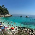 Turiști români în Thassos, acuzați că au plecat fără să plătească o consumație de 43 de euro: „Foarte urât, domnilor! / Probabil erau daci prea liberi”