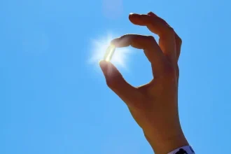 Deficiența de vitamina D ar putea crește riscul de fibrom uterin. Ce au descoperit cercetătorii și ce simptome nu ar trebui ignorate