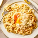 20 de cine rapide pe care le poți pregăti când frigiderul este aproape gol. Rețete simple cu ingrediente pe care le ai deja în casă