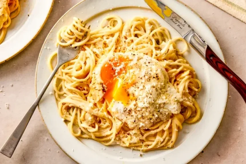 20 de cine rapide pe care le poți pregăti când frigiderul este aproape gol. Rețete simple cu ingrediente pe care le ai deja în casă