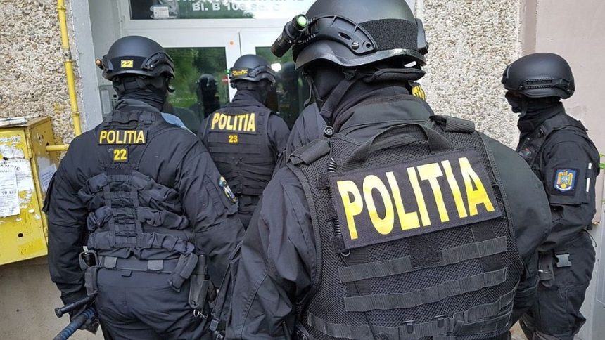Șoc în Brașov: DIICOT face percheziții după ce doi tineri au fost spitalizați din cauza drogurilor Percheziții DIICOT după ce doi tineri au ajuns la spital din cauza unor droguri vândute în Brașov