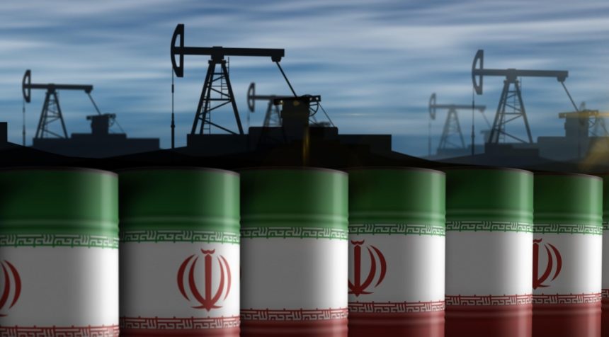 SUA blochează exporturile de petrol ale Iranului după atacurile din Strâmtoarea Ormuz - ripostă dură la acțiuni considerate inacceptabile SUA revocă derogările care permiteau Iranului să vândă petrol în urma atacurilor din Ormuz: „Acțiunile au fost cu totul inacceptabile”