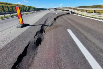 De ce a fost închisă circulația pe Autostrada A10 Sebeş-Turda în urma surpării de teren. Explicațiile CNAIR