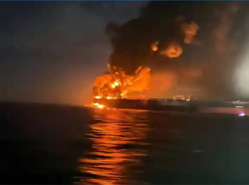Lovitură-surpriză în Marea de Azov: Ucraina atacă 21 de nave rusești în 72 de ore - analiști: riposta Moscovei e iminentă Ucraina lovește decisiv în Marea de Azov: 21 de nave rusești atacate cu drone în doar 72 de ore. Analiștii avertizează că Moscova va riposta