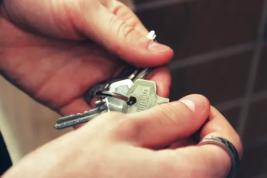 La ce trebuie să fii atent când cumperi un apartament. Sfaturile românilor: „Cere să vezi și subsolul”