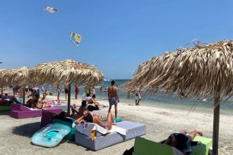 Specialiştii au explicat de ce apa Mării Negr se răceşte în plin sezon estival