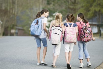 Când începe anul școlar 2026-2027: Calendarul complet al cursurilor și vacanțelor. Schimbările anunțate de Ministerul Educației