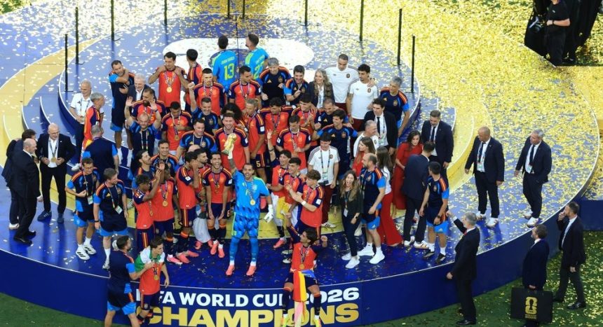 Suma colosală primită de Spania după cucerirea Cupei Mondiale: cât a plătit FIFA pentru campioană Premiul uriaș primit de Spania după câștigarea Cupei Mondiale. Câți bani a pus la bătaie FIFA