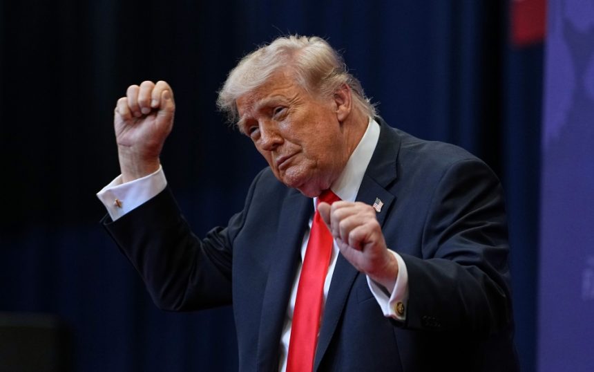 SUA: Ultimele 100 de zile până la alegerile de la mijloc de mandat, decisive pentru Trump. „Îi vom trage la răspundere pe infractori”