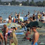 Cât își permit românii din veniturile lor. Mai puțin de o treime dintre gospodării au avut bani pentru o săptămână de concediu