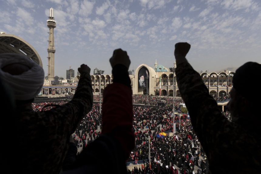 Iran amenință cu represalii dure dacă americanii cad din nou în capcana sioniștilor Ameninţarea Iranului dacă „americanii se lasă înşelaţi din nou de sionişti”