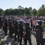 Protestul oierilor s-a mutat la Guvern după incidentele de la ANSVSA. Jandarmeria acuză că protestatarii blochează traficul